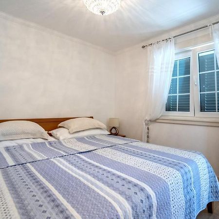 Apartments Inn Baška Voda Eksteriør bilde