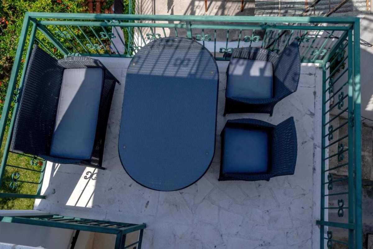 Apartments Inn Baška Voda Eksteriør bilde
