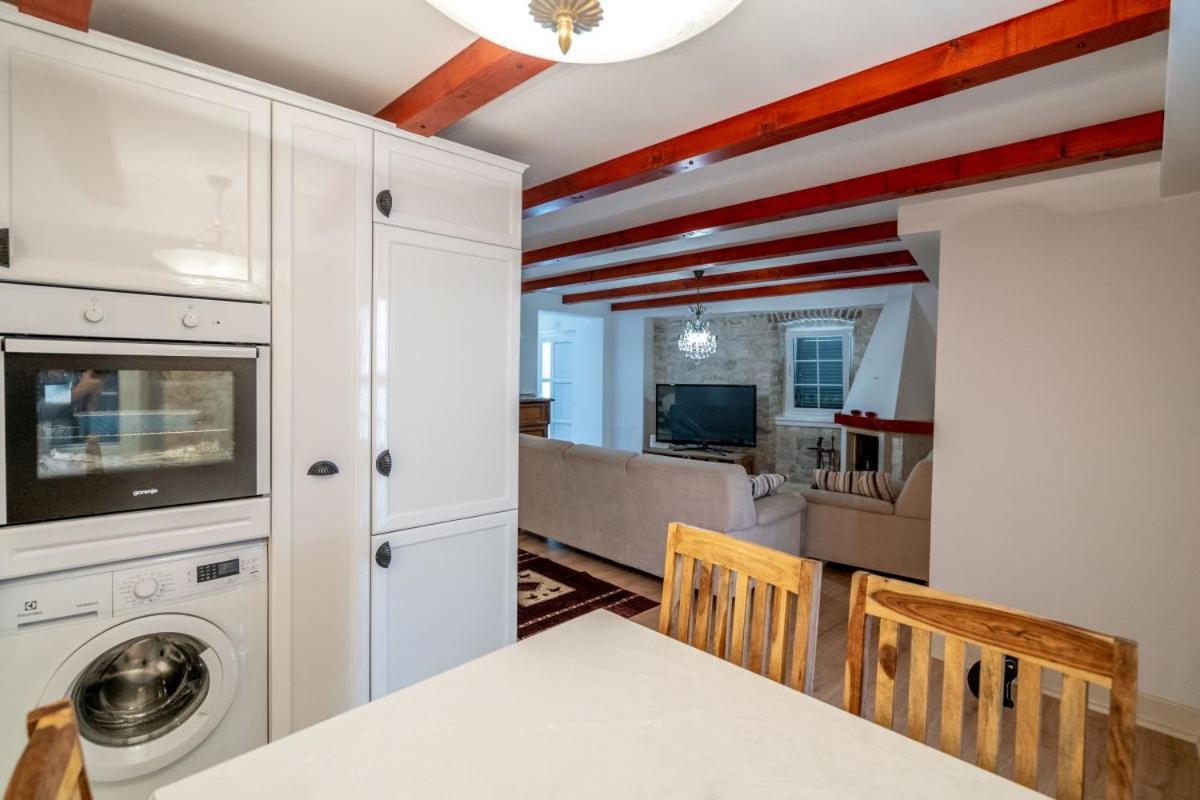 Apartments Inn Baška Voda Eksteriør bilde