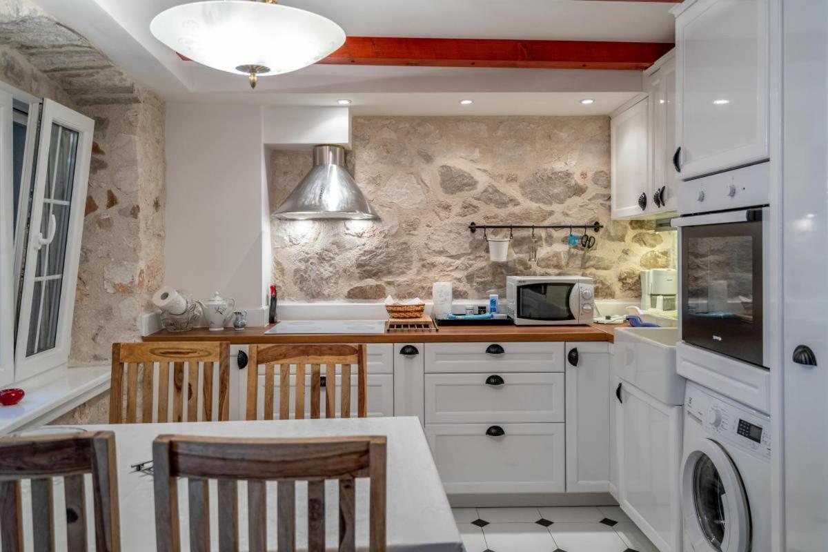 Apartments Inn Baška Voda Eksteriør bilde