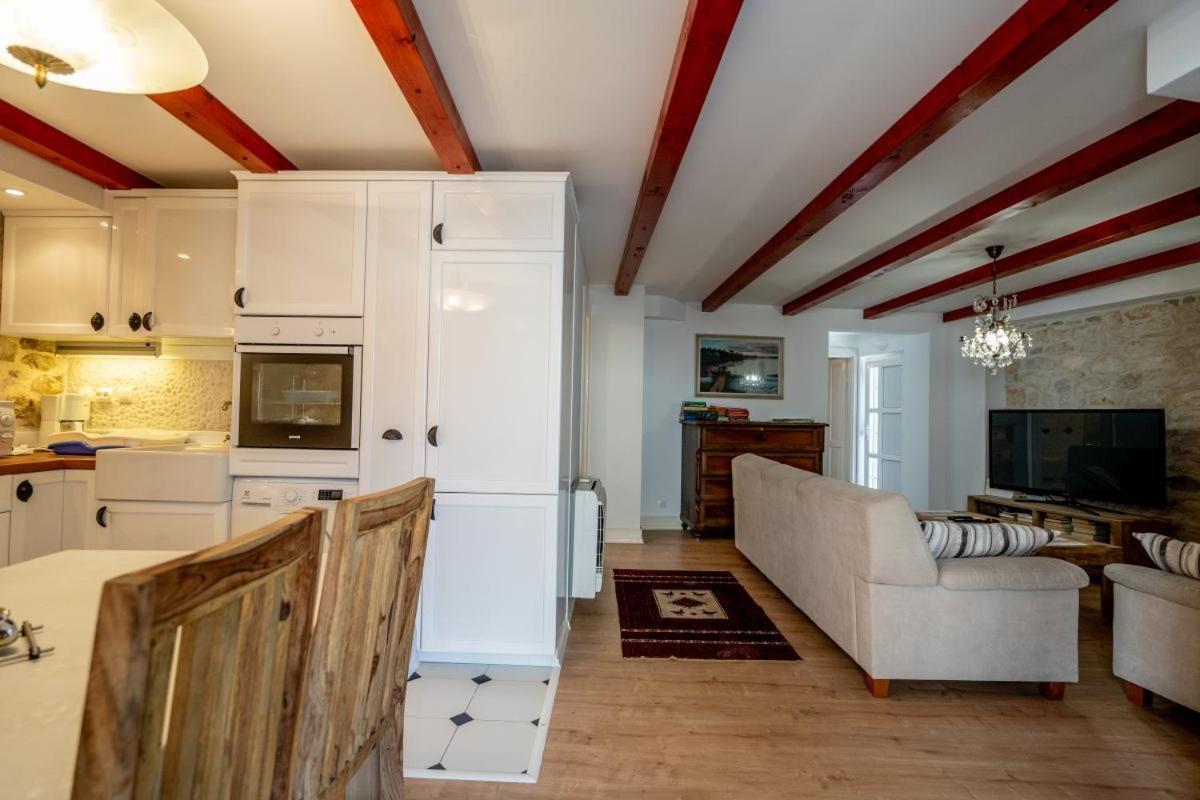 Apartments Inn Baška Voda Eksteriør bilde