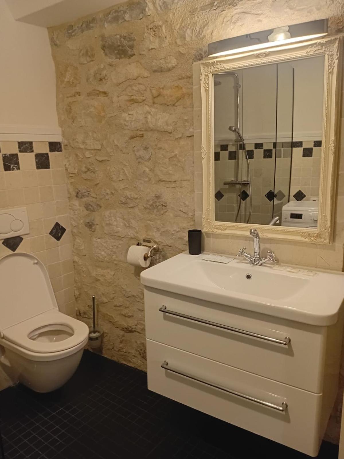 Apartments Inn Baška Voda Eksteriør bilde