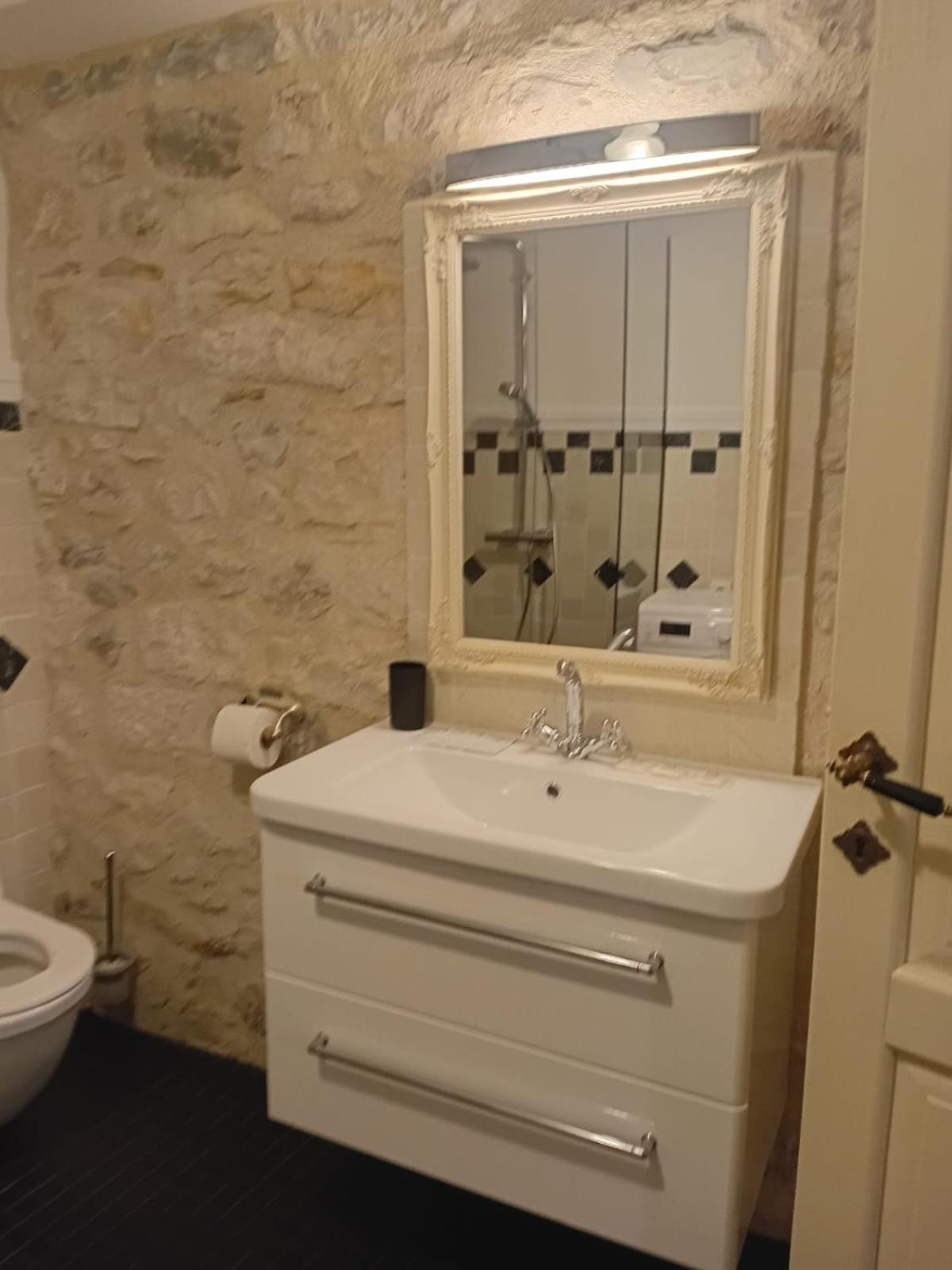 Apartments Inn Baška Voda Eksteriør bilde