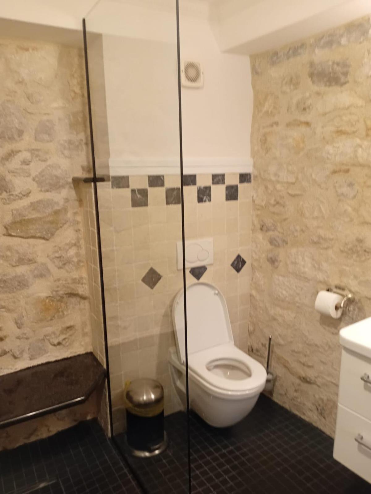 Apartments Inn Baška Voda Eksteriør bilde